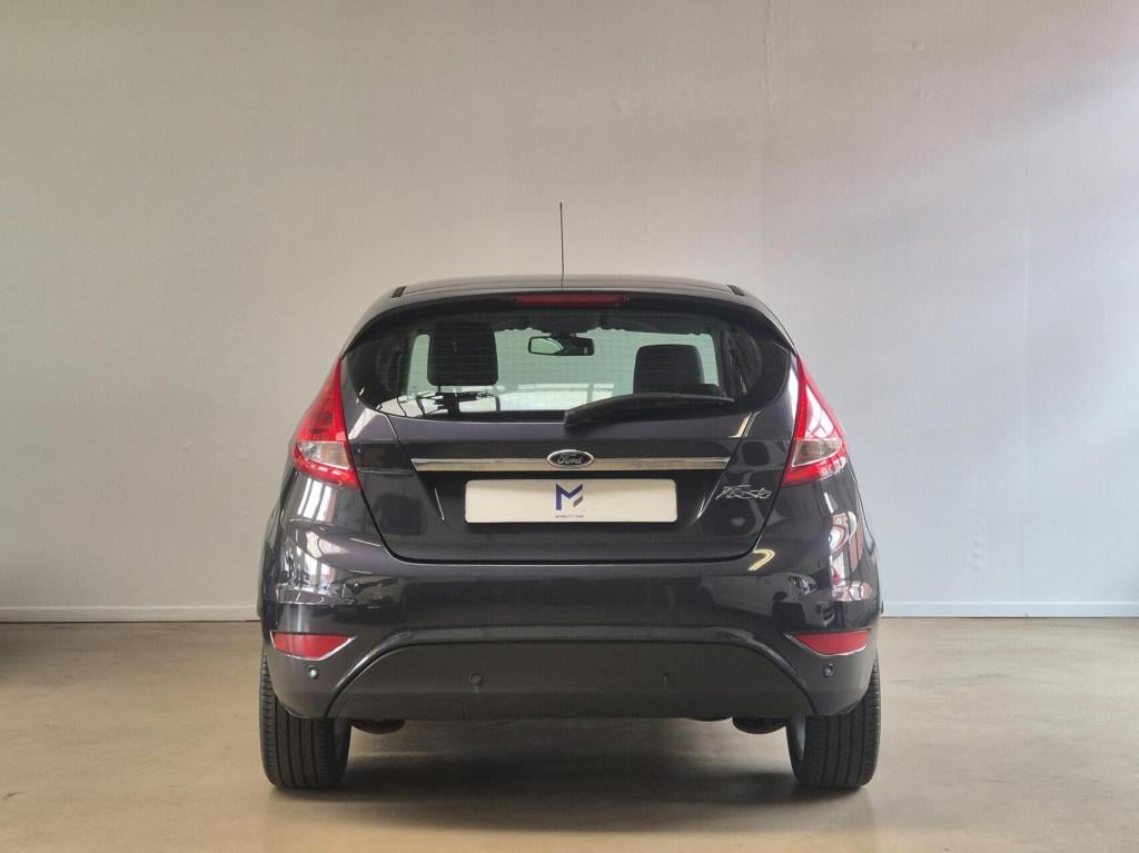 Ford Fiesta 1.25 titanium / nieuwe distriebutieriem 1e eigenaar / stoelverw