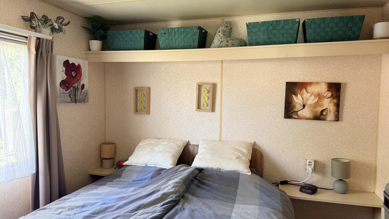 Zeer complete   stacaravan  incl staanplaats op camping in Scherpenisse
