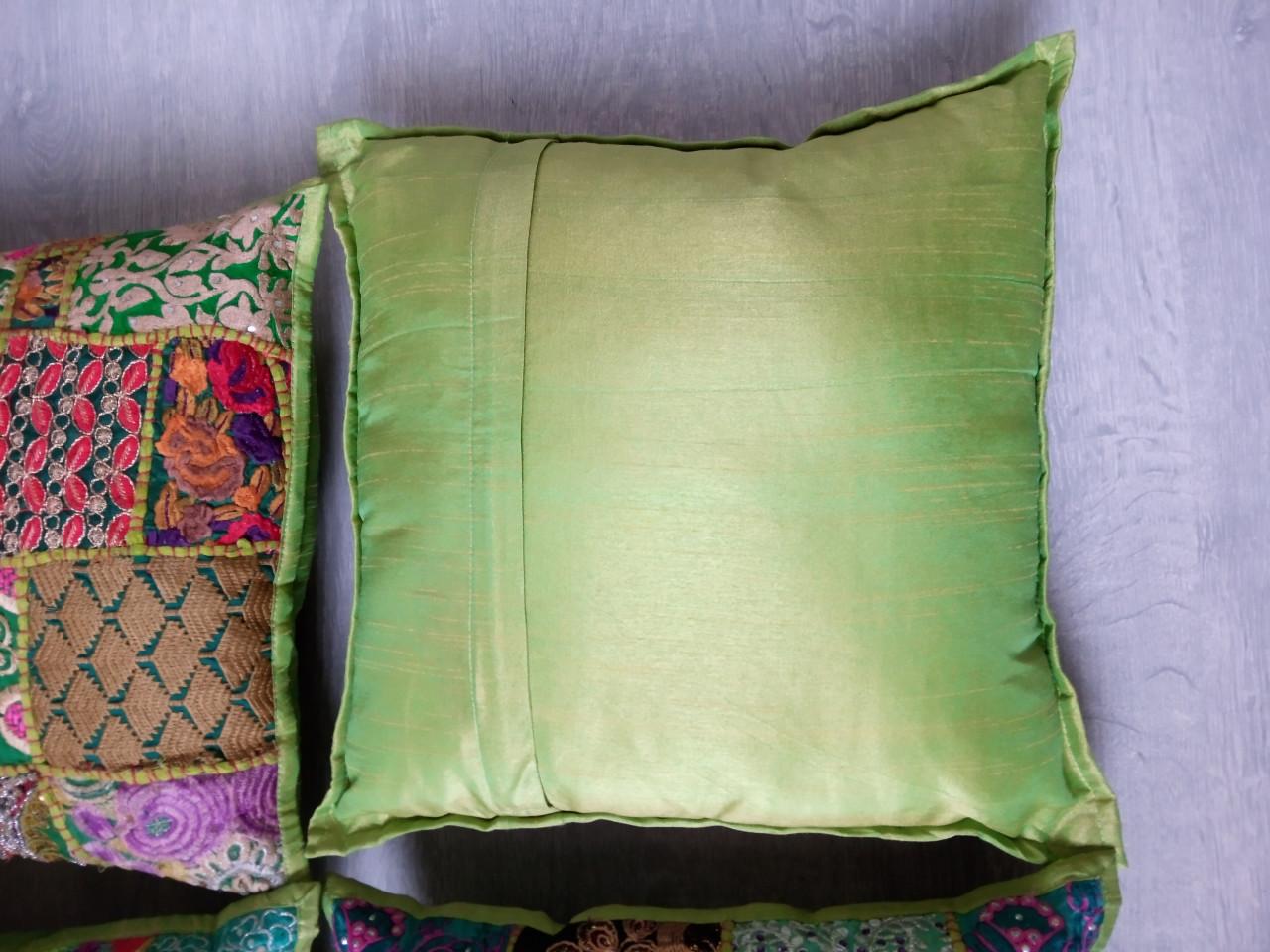9x Groene kussentjes India handmade