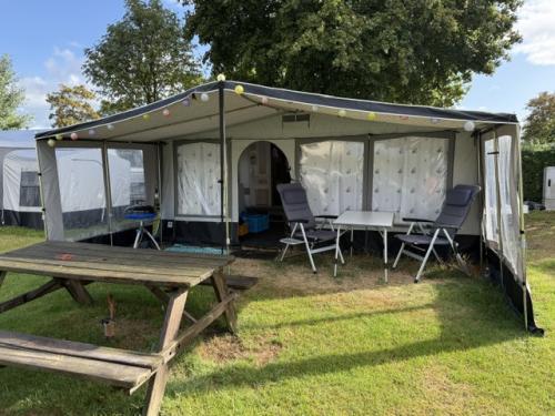 Hobby 490 KMF met stapelbed
