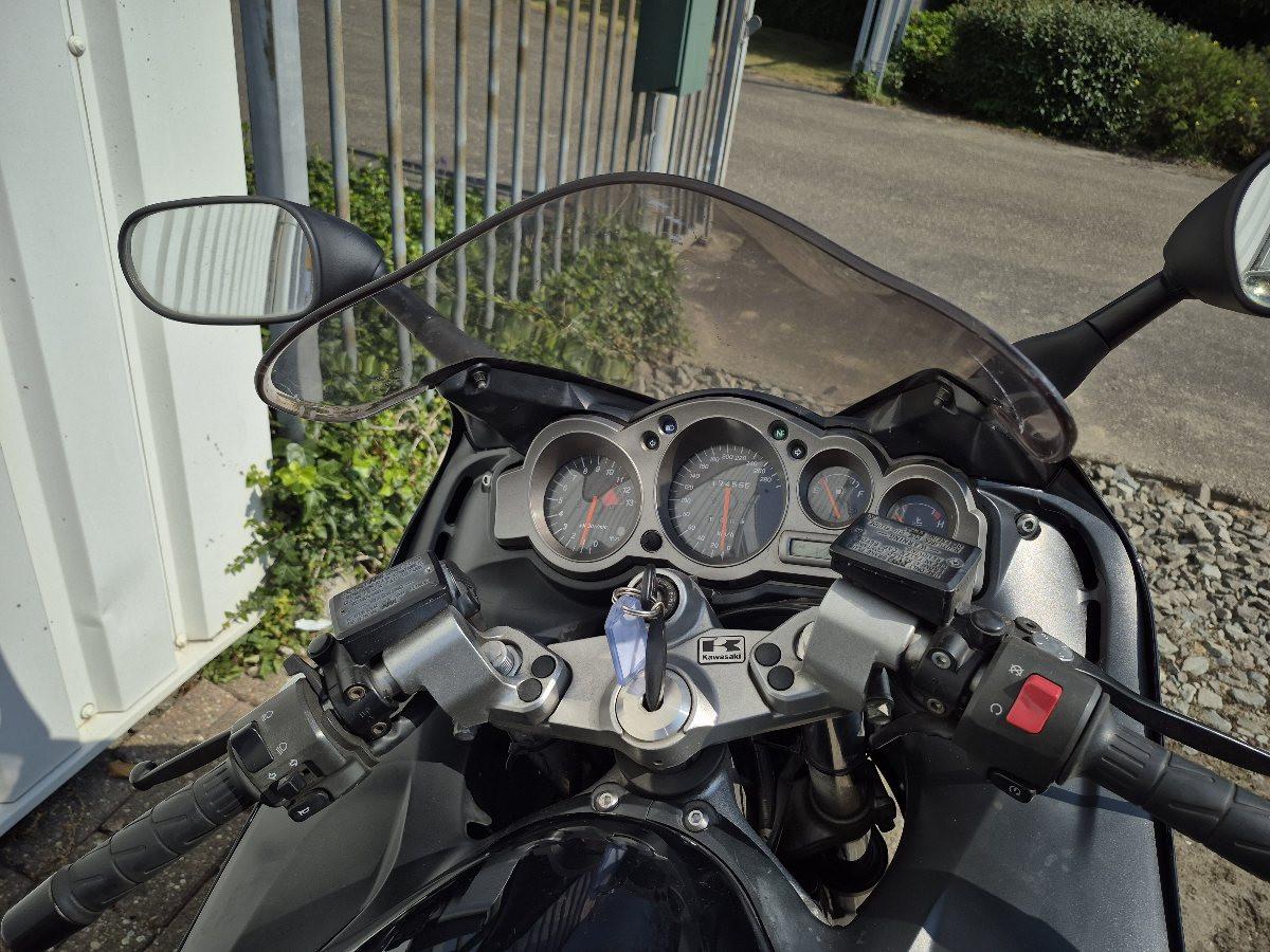 Kawasaki ZZR1200 uit 2004, sportieve toermotor