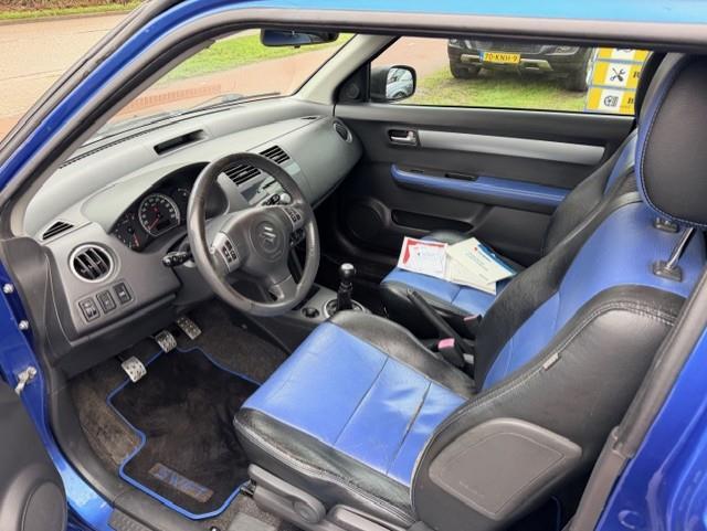 Suzuki Swift 1.5 exclusive