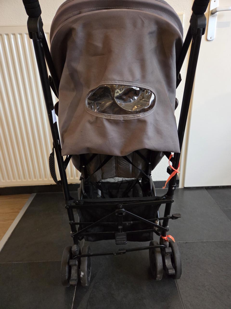 Koelstra buggy T4 - legergroen