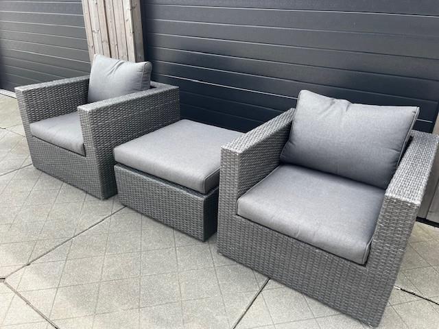 Wicker lounge tuinset (2 fauteuils + bijzettafel + kussens)