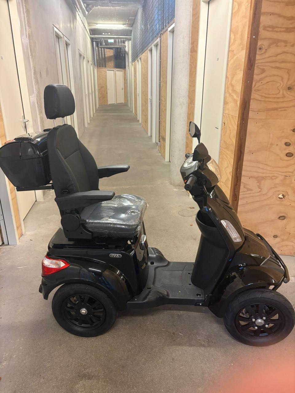 Scootmobiel IVA S1000 4 Wielen