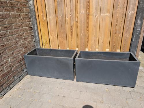 2 elho plantenbakken