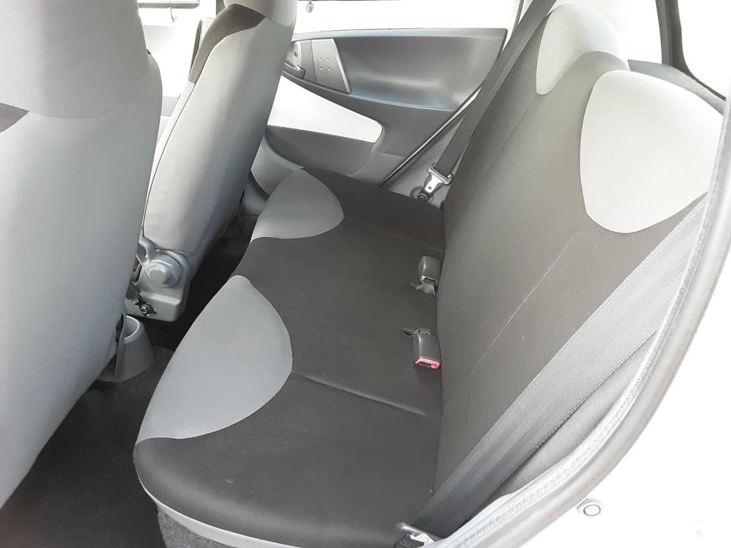 Peugeot 107 1.0-12v xr