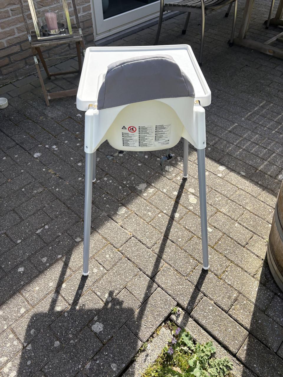 Kinderstoelen Ikea wit