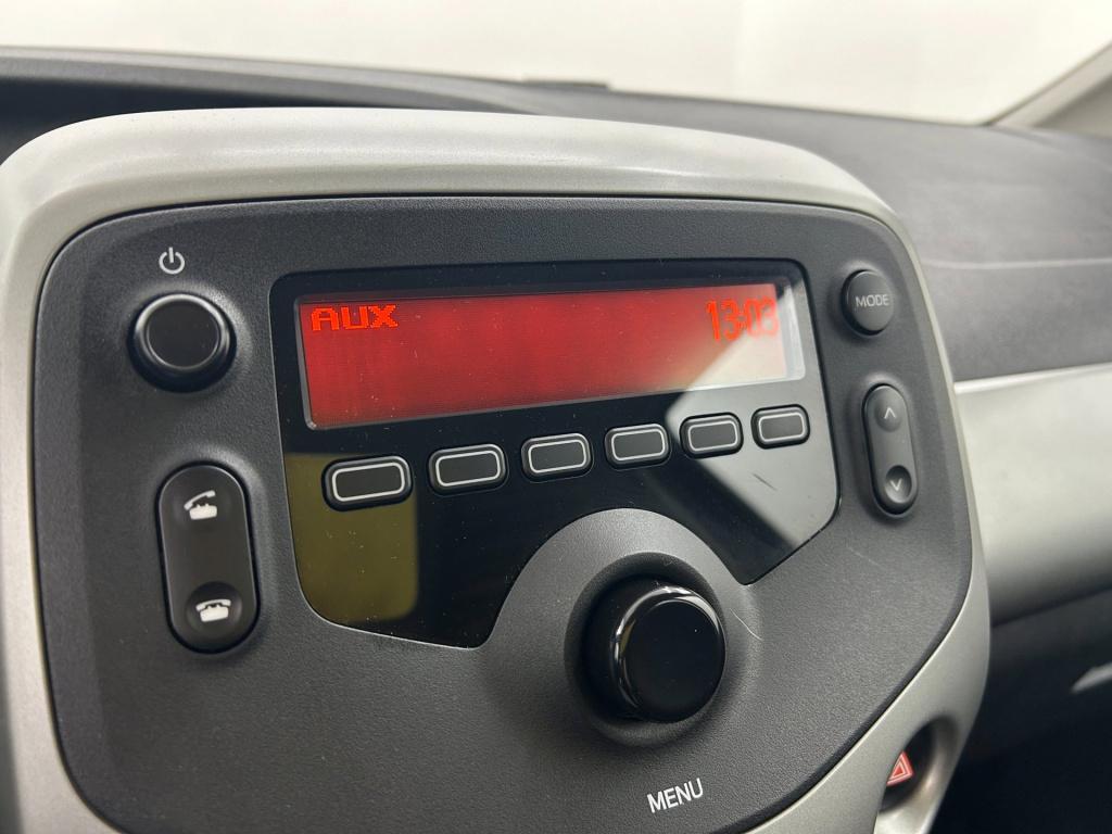 Citroen C1 occasion 1.0 e-vti feel | zwart | tweedehands citroën c1 | airco