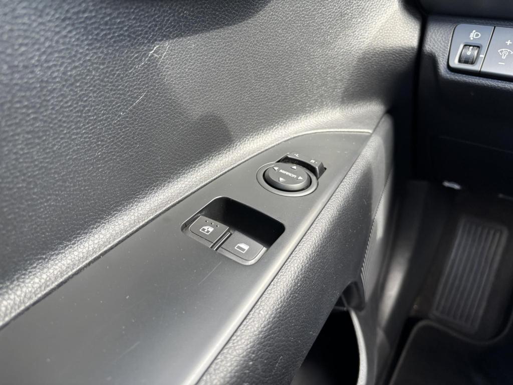 Kia Stonic 1.0 t-gdi dynamicline nl-auto, automaat!