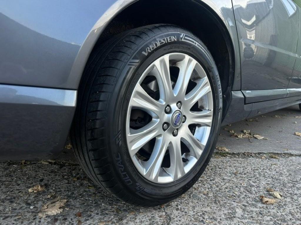 Volvo V70 1.6 t4 summum navi trekhaak