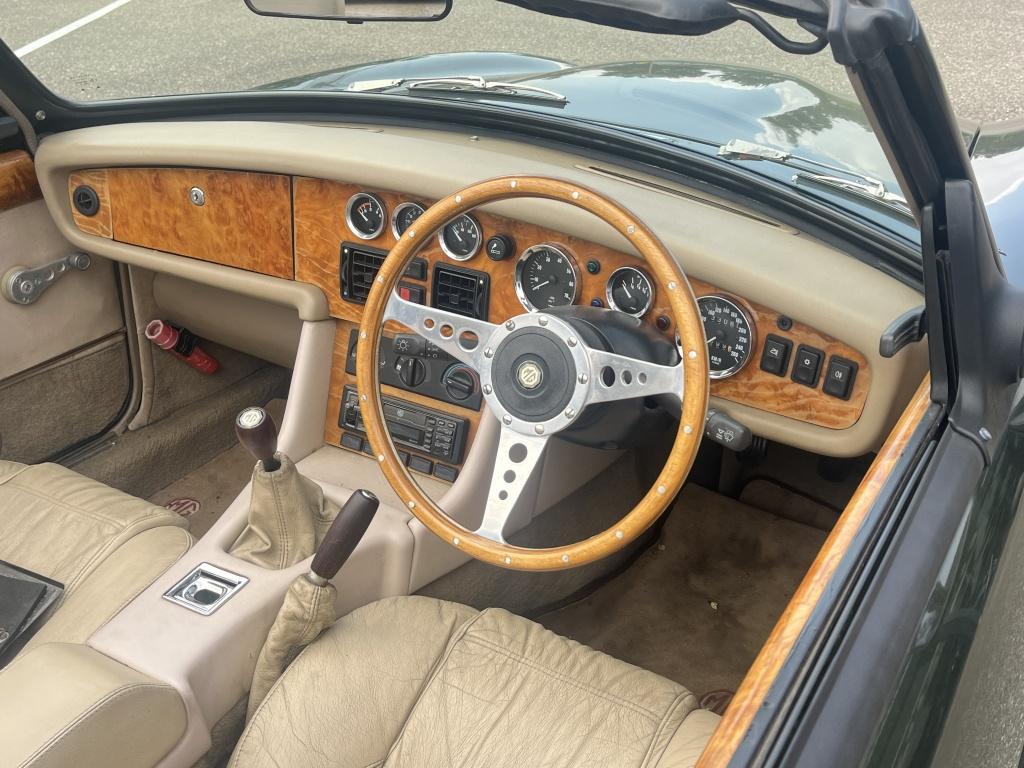 MG Onbekend rv8 4.0 v8