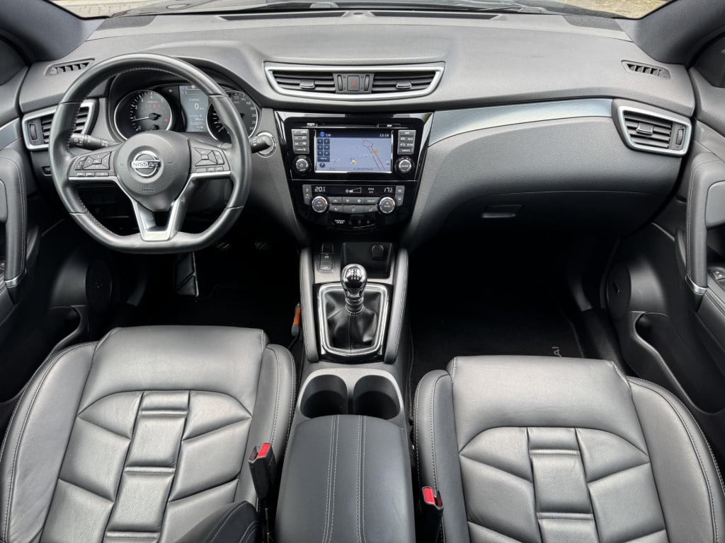 Nissan Qashqai 1.2 tekna + | trekhaak | panoramadak | nappa leder | bose au