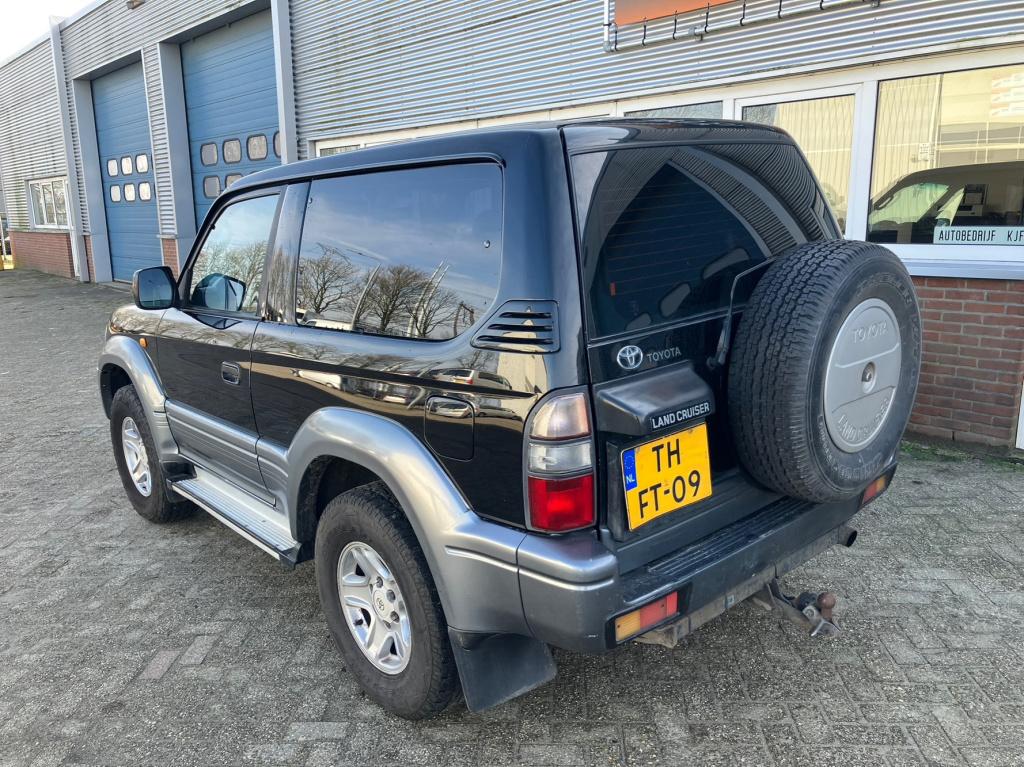 Toyota Land Cruiser 90 3.0 td 5 persoons