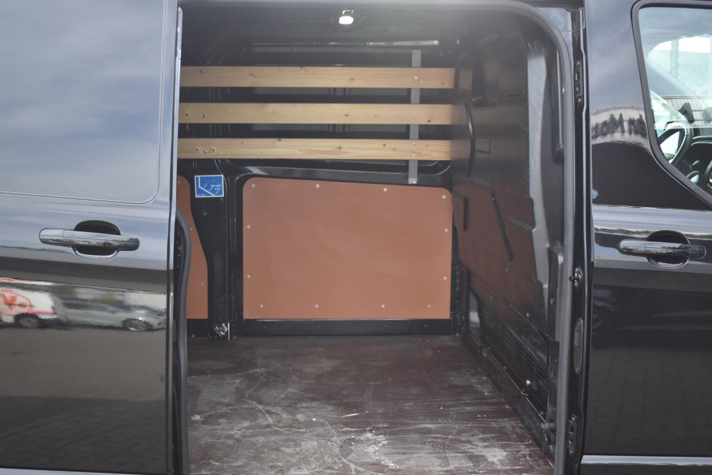 Ford Transit Custom 320 2.0 tdci l2h1 sport | automaat | 185 pk | lichtmeta