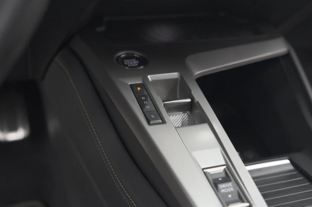 Peugeot 308 sw 1.6 plug-in hybrid 225 gt | focal audio | 360 camera | adapt