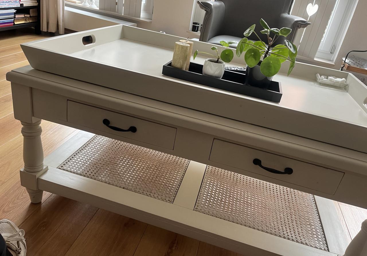 Salontafel.