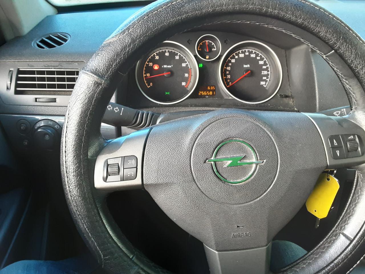 Opel Astra 1.8 Cosmo