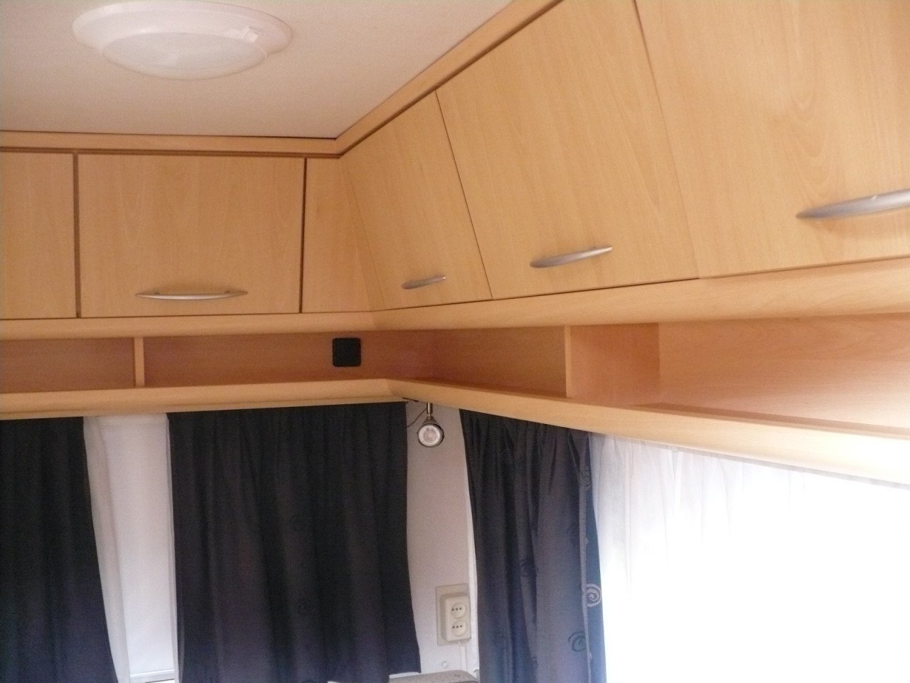 Chateau caravan Calista 390 bj 2003