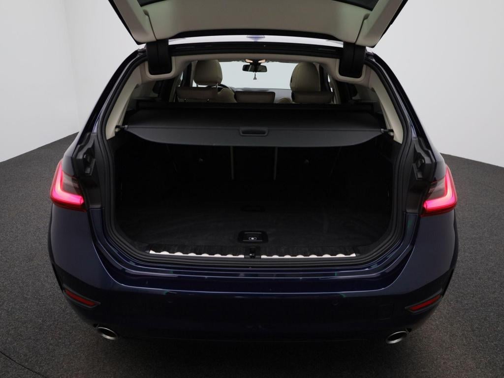 BMW 3-serie touring 318i sport line | automaat | apple carplay / android au