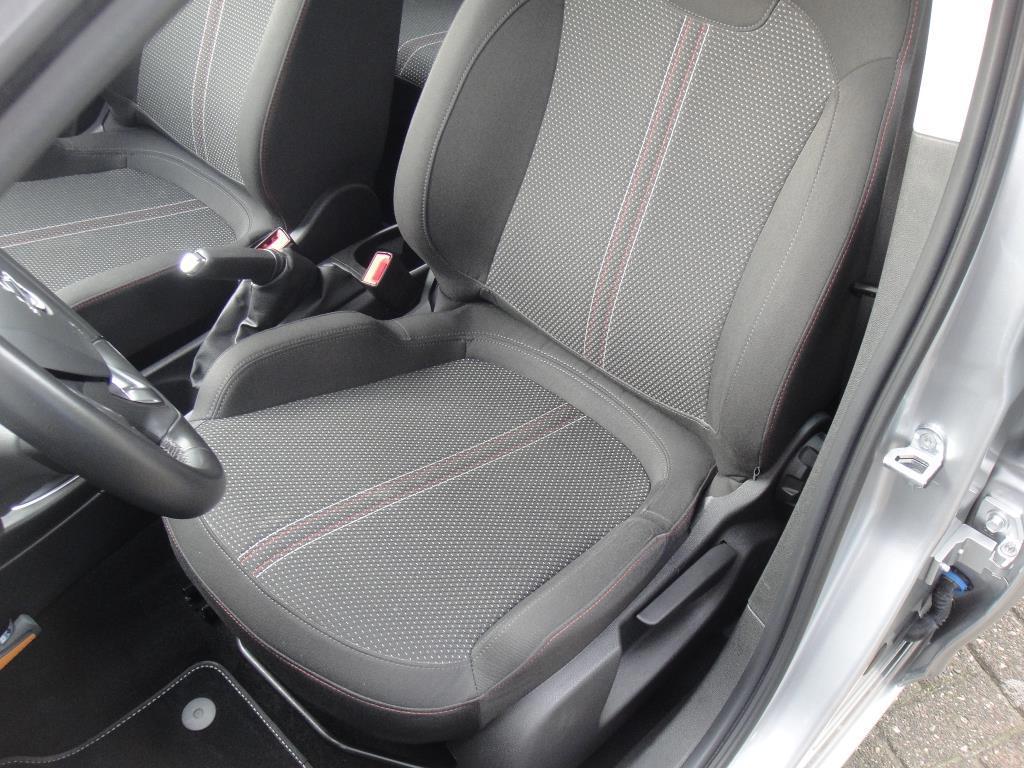 Opel Corsa 1.4 online edition nl auto apple carplay navigatie