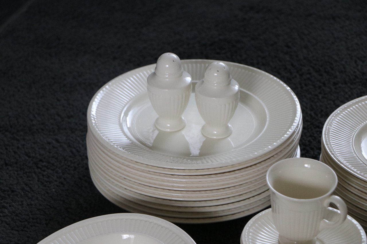 Servies Wedgwood Edme