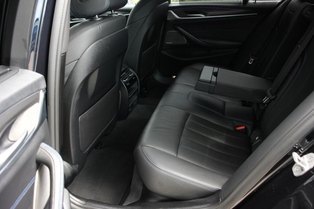 BMW 5 Serie 545e xdrive m-sport | schuifdak | 360 | head up | acc | el.trek