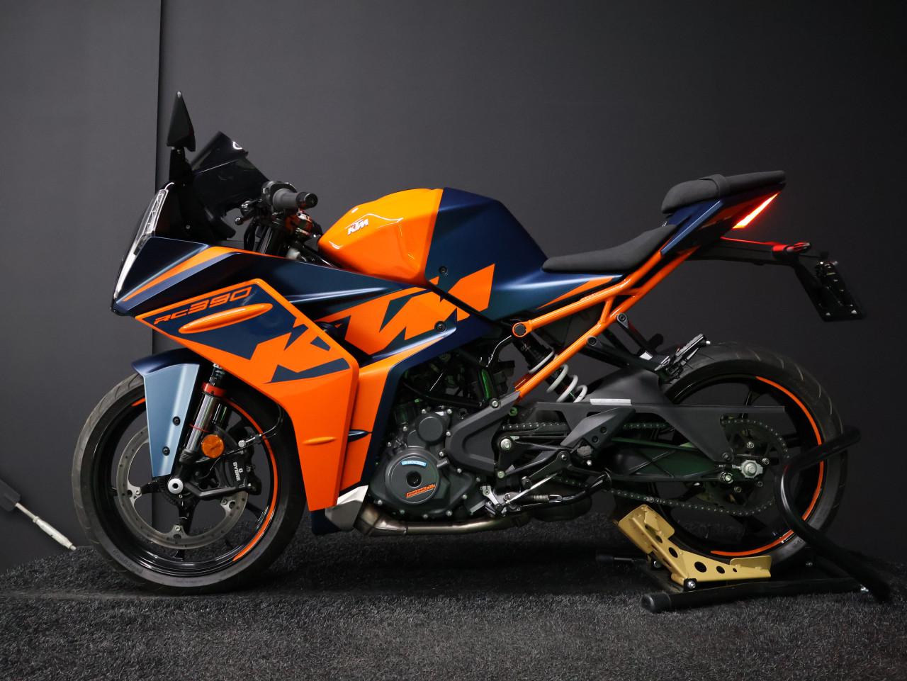 RC 390