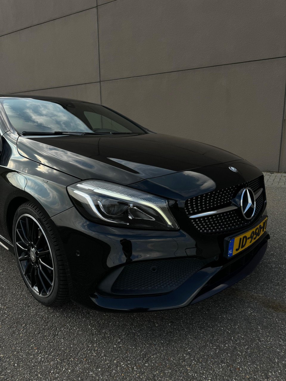 Zeer nette, goed onderhouden Mercedes A-Klasse AMG Night Pakket.