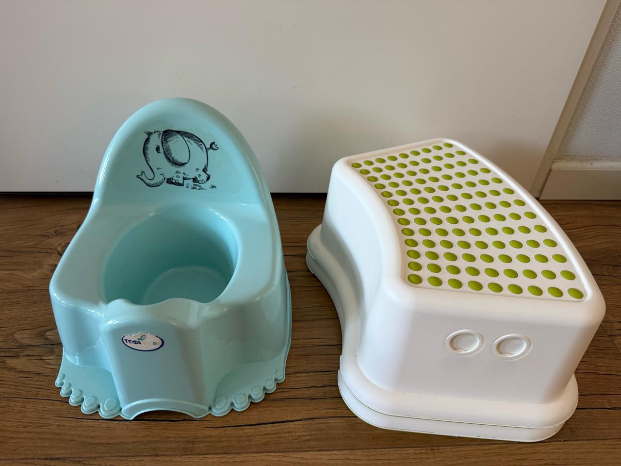 Potje en 2 kinderopstapjes