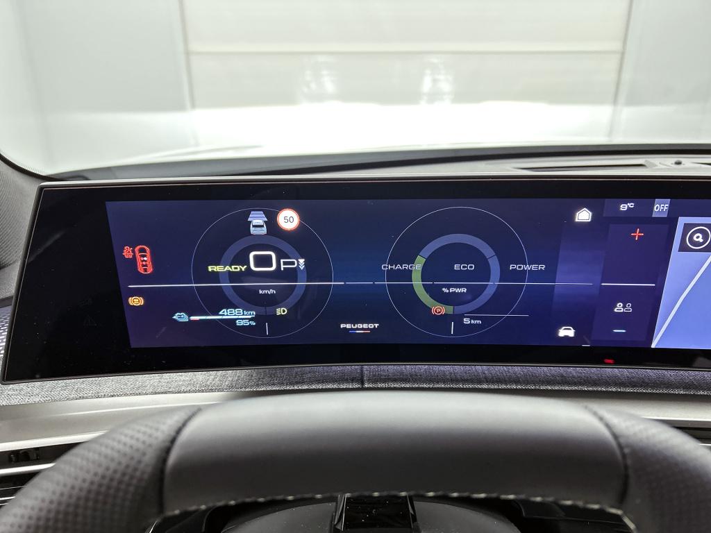Peugeot E-3008 gt avantage 210 pk 73 kwh | trekhaak | 360 vision camera | w