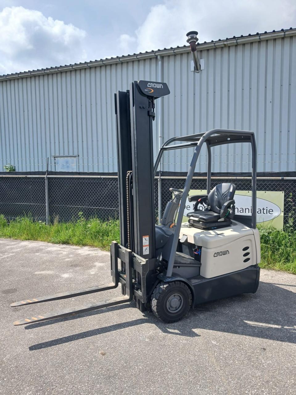 Crown elektrische heftruck