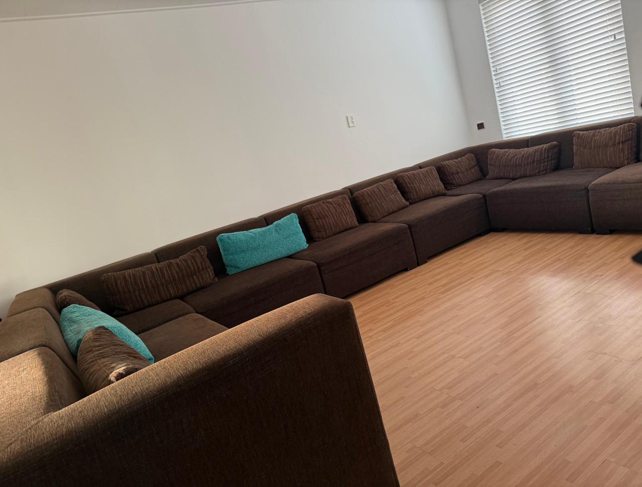 Mooie grote bank te koop