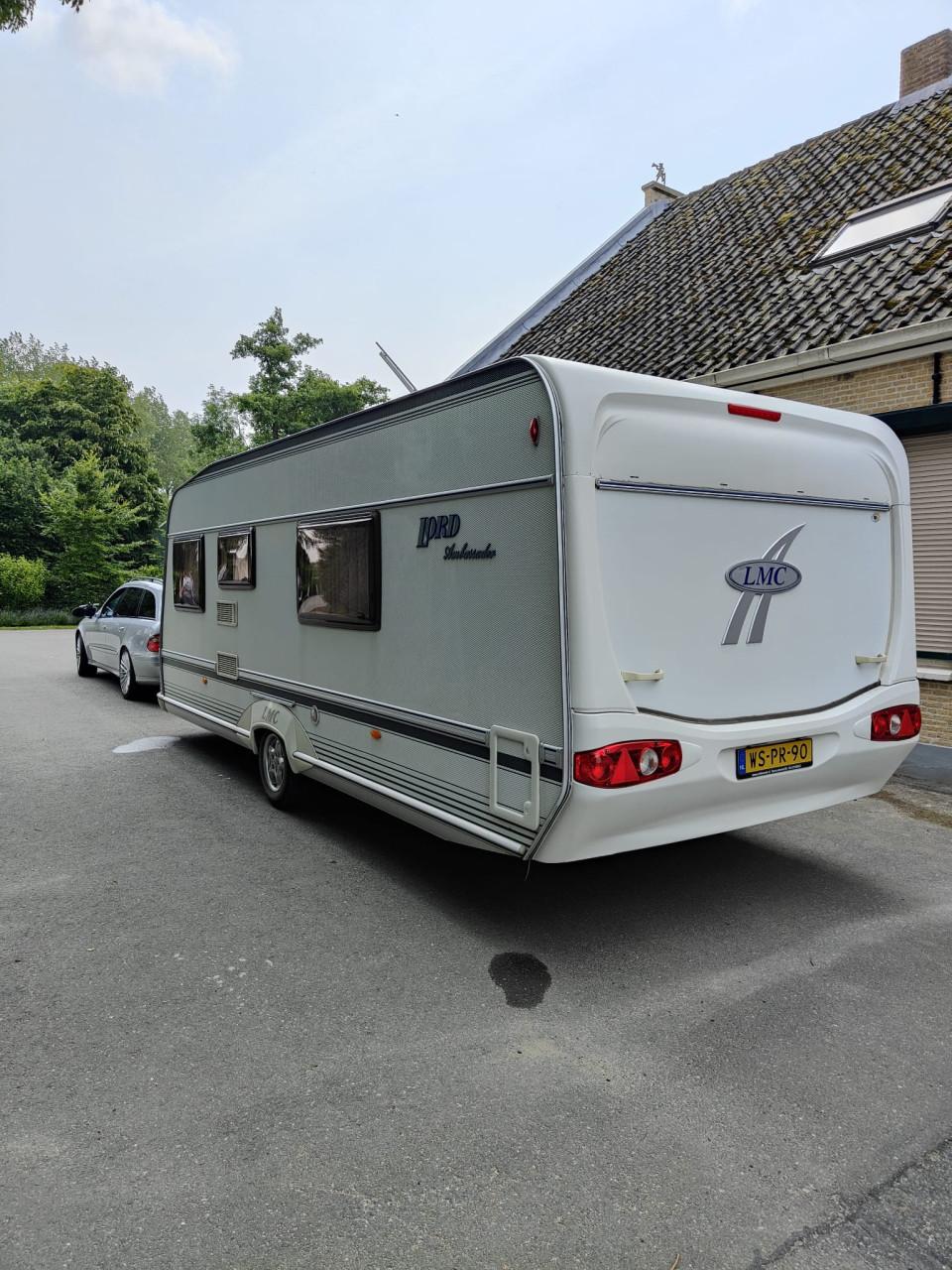 Caravan LMC Ambassador 560, 2007