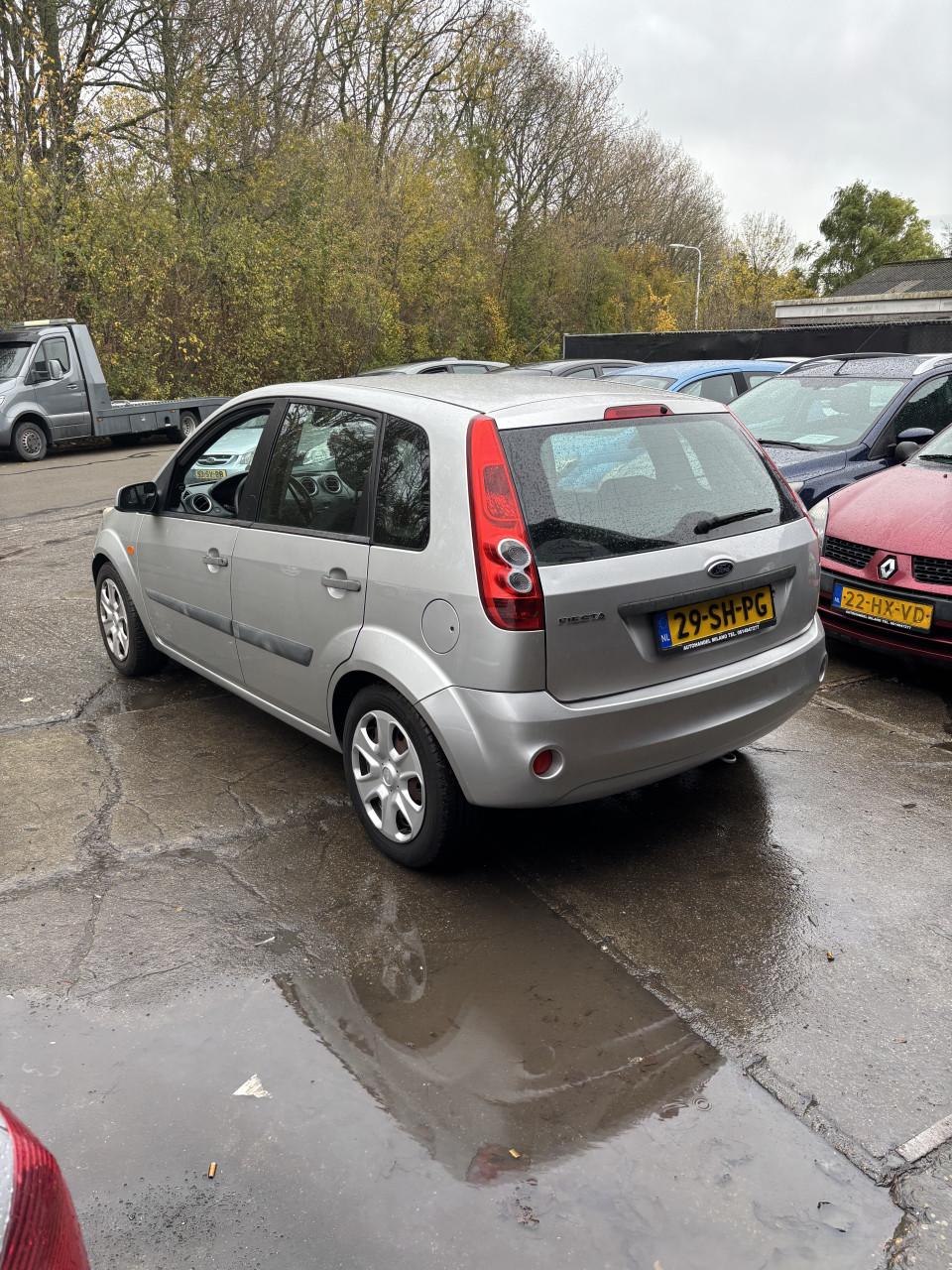 Ford fiesta voljaar apk!