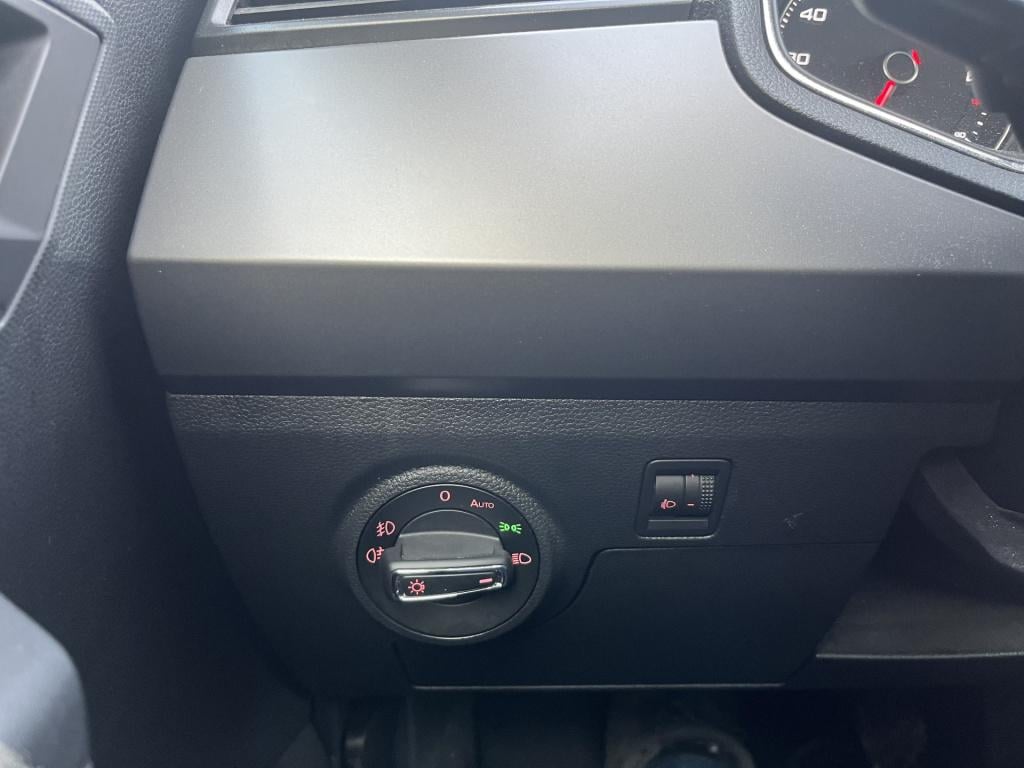 Seat Ibiza 1.0 mpi reference navi apple car