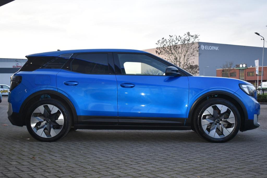 Ford Explorer premium extended range rwd 77 kwh | panoramadak | climate con