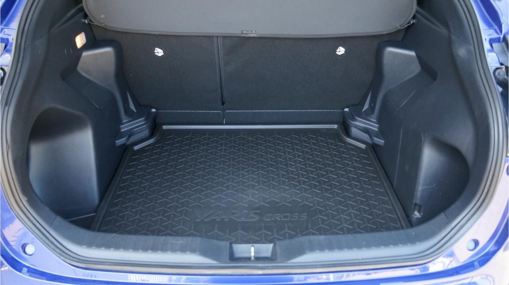 Toyota Yaris Cross 1.5 hybrid 115 dynamic rijklaar incl garantie