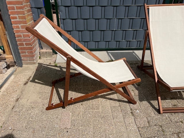 4 inklapbare strandstoelen met teakhouten frame