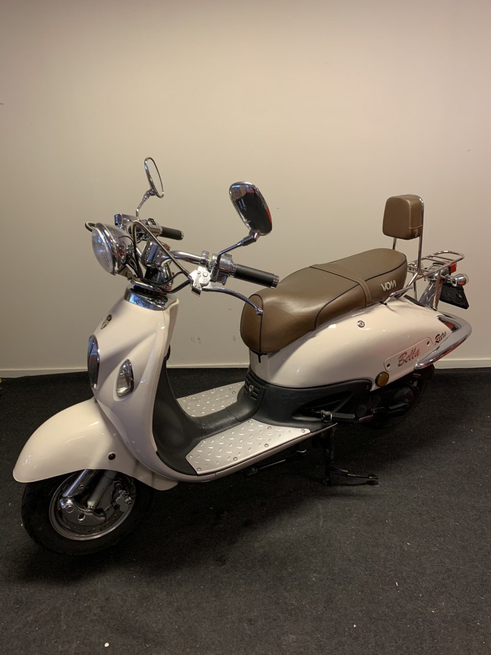 RETRO SCOOTER 25KM NU 495,= RIJKLAAR