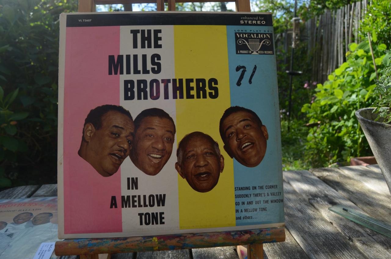 Heel veel LP's Mills Brothers (2)