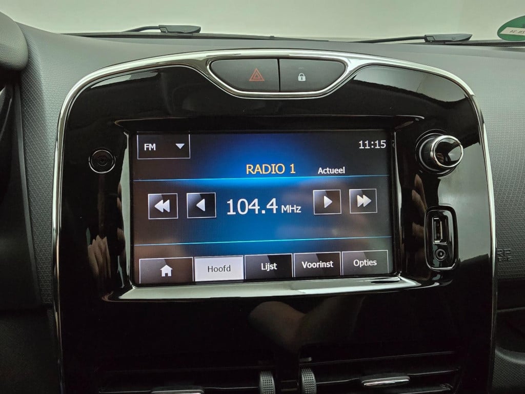 Renault Clio estate occasion kleine stationwagen met trekhaak | tweedehands
