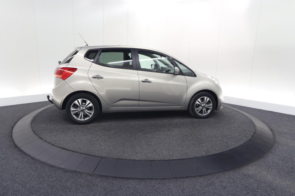 Kia Venga 1.6 cvvt summer edition | trekhaak | camera | navigatie