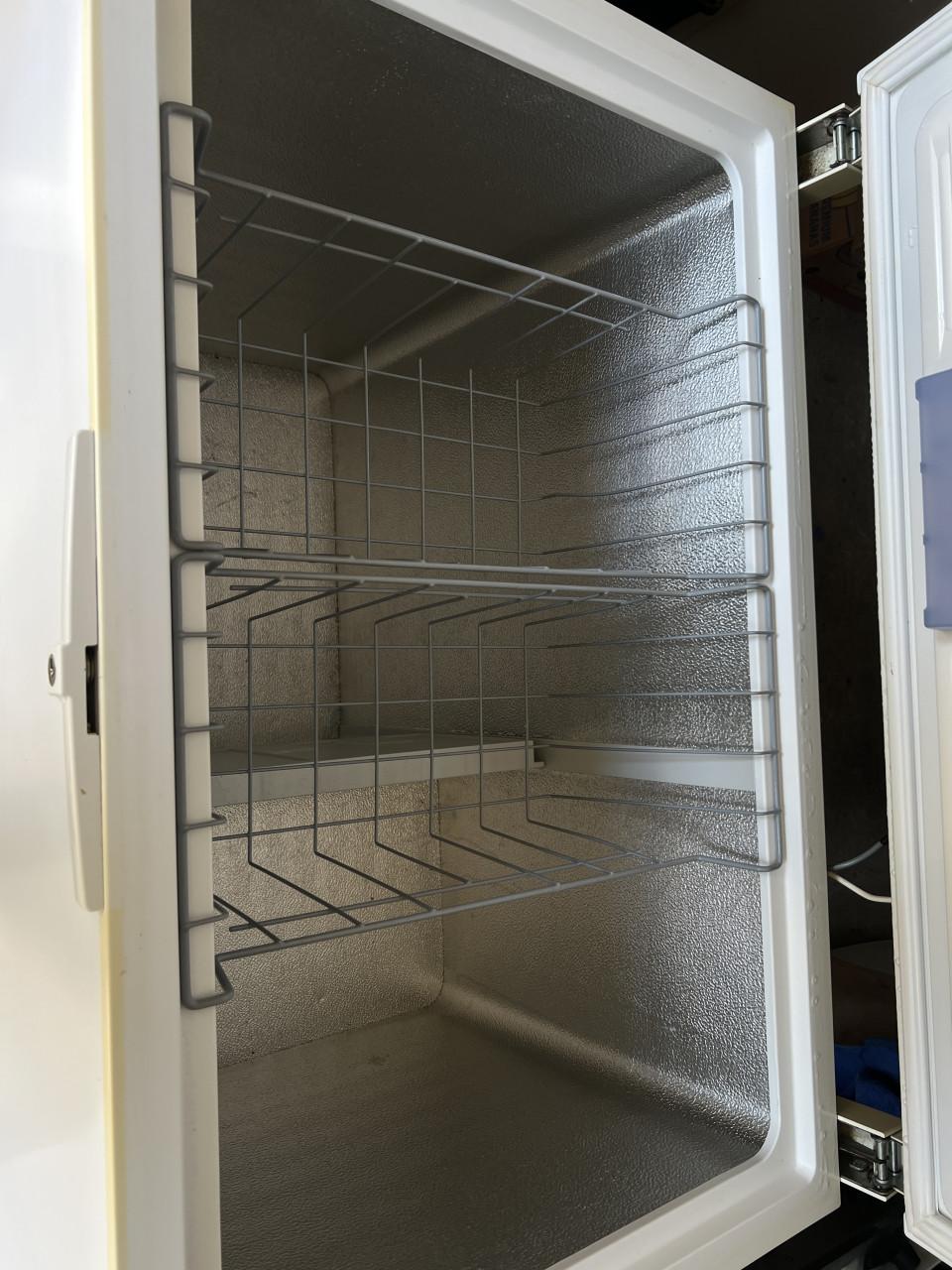 A++ klasse Whirpool vrieskist vriezer 95x85x60 cm. 258 liter