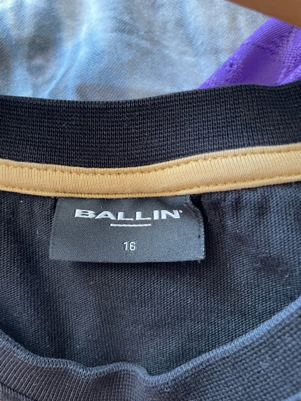T shirt ballin