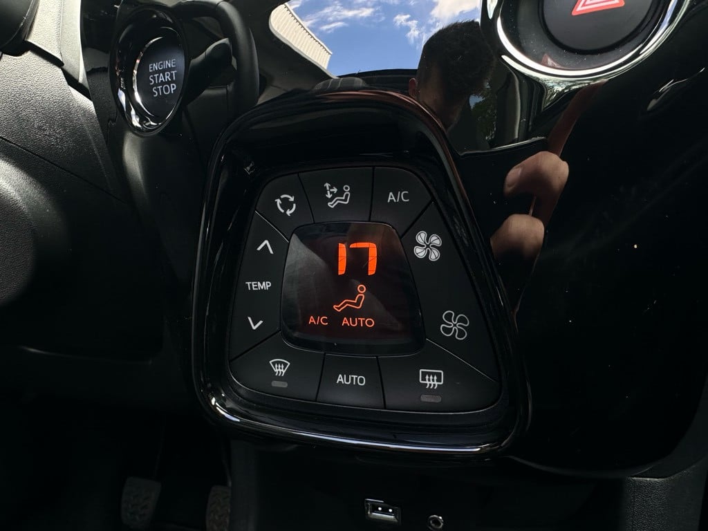 Peugeot 108 1.0 e-vti // cabrio // 13.000km! // veel opties //