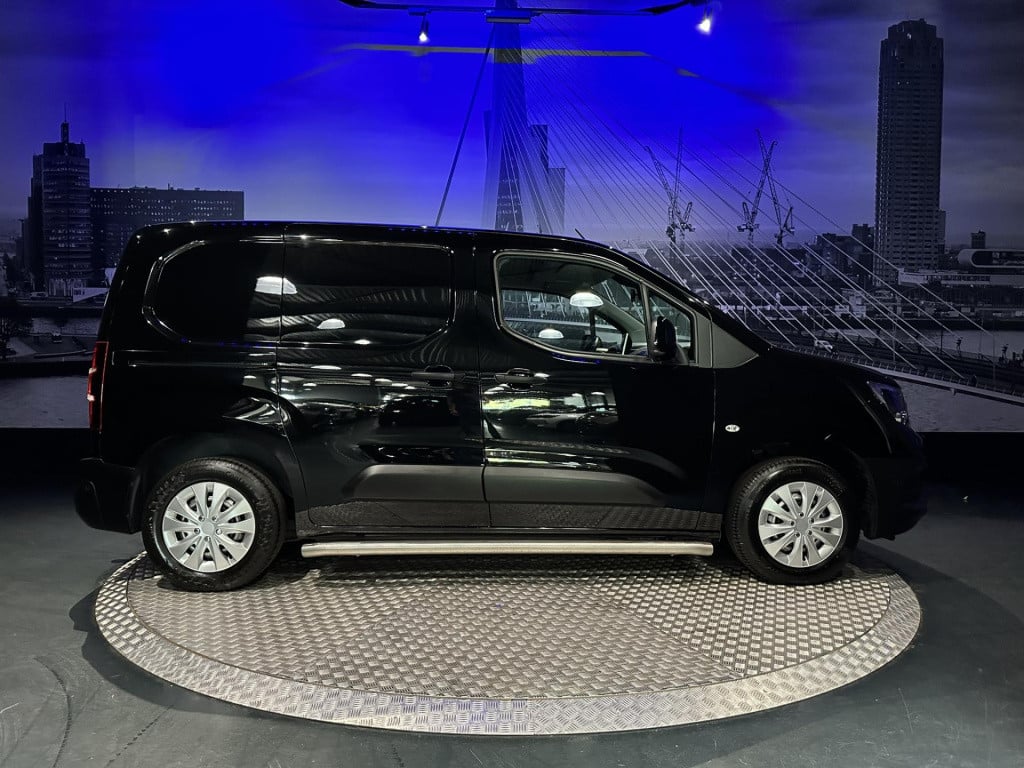 Opel Combo 1.5d l1h1 edition *navi*appconnect*camera*
