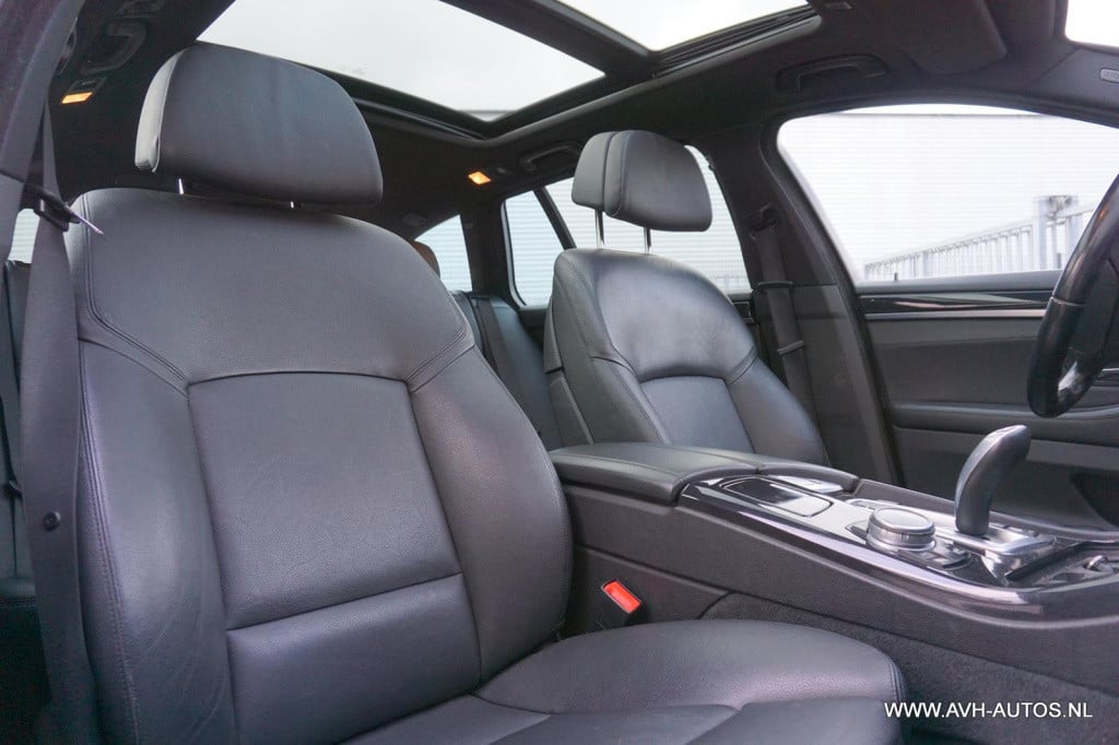 BMW 5 Serie touring 520i high executive