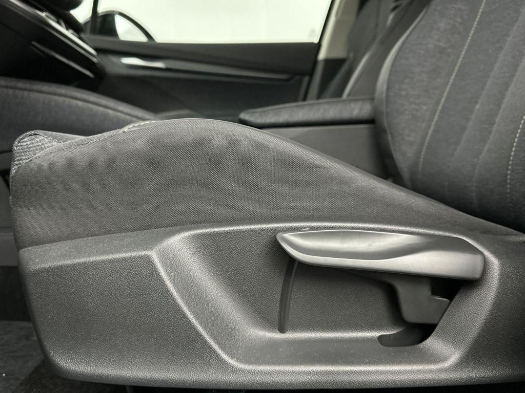 Skoda Elroq business edition tour elektromotor 150 kw / 204 pk