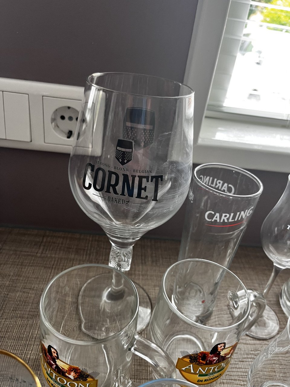 Bierglazen, diverse. Alles samen 3 euro.